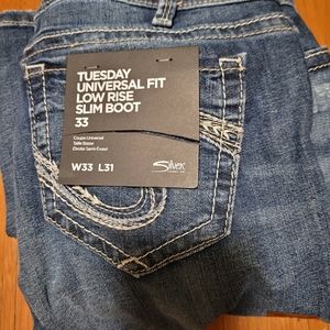 Silver jeans Tuesday low rise boot cut